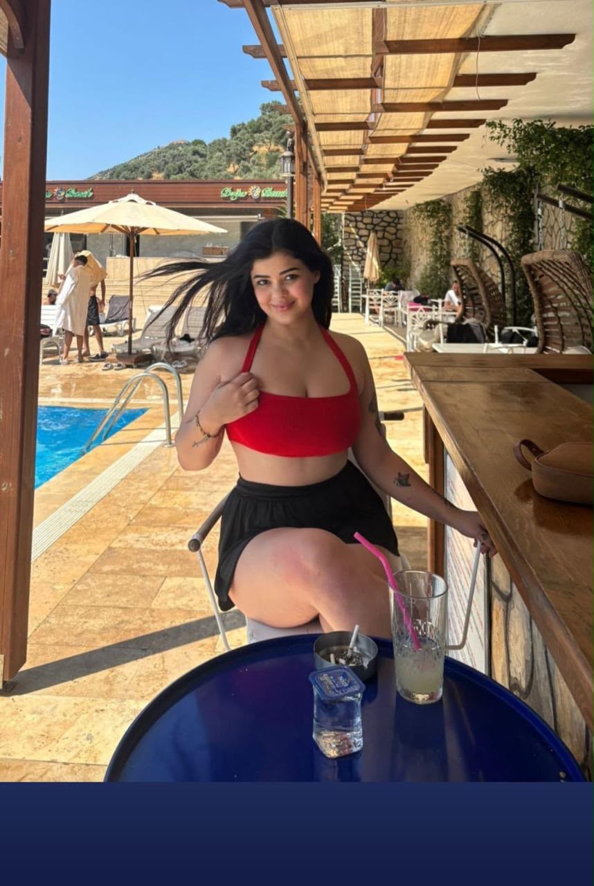 Akmağara Grup Yapan Bayan Escort Işıl